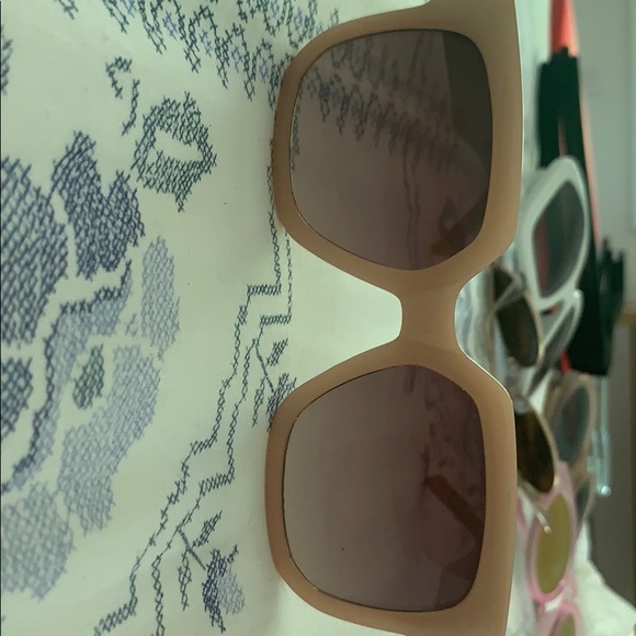 Fashion sunglasses - Picture 2 of 5